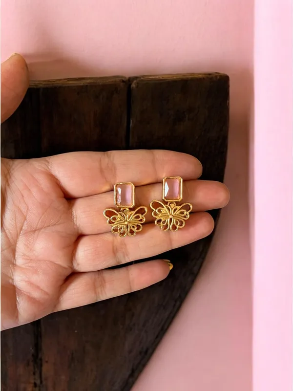 Pink_Butterfly_Design_Gold-Plated_Necklace_Set_With_Earrings