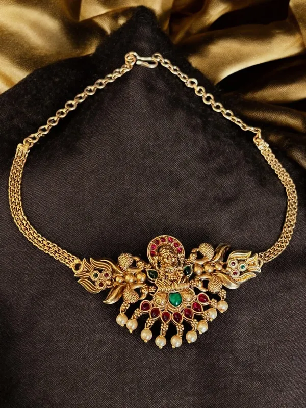 Maroon_Pearl_Choker_Traditional_Temple_Necklace_Goddess_Laxmi_Jewellery_Set_With_Jhumki_Earrings_For_Women