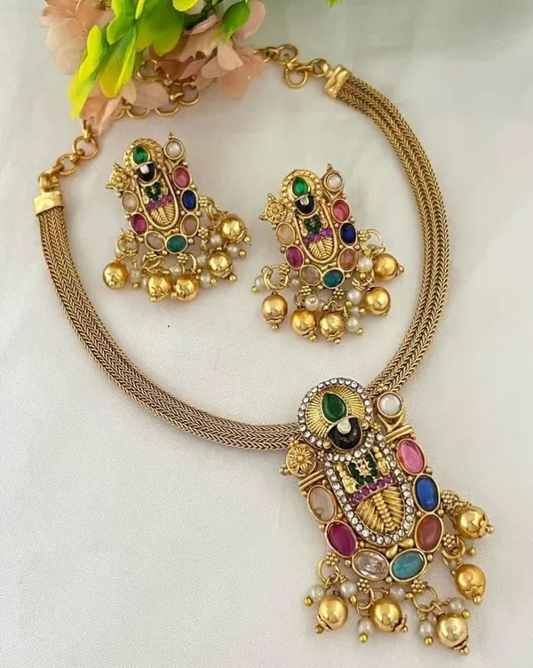 Multicolour_Traditional_Necklace_Set_With_Matching_Earrings_For_Women