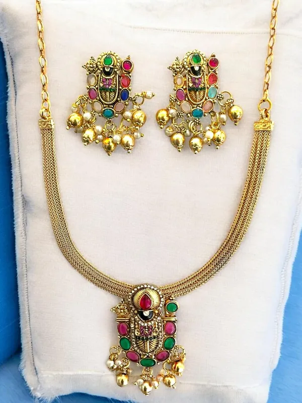 Multicolour_Traditional_Necklace_Set_With_Matching_Earrings_For_Women