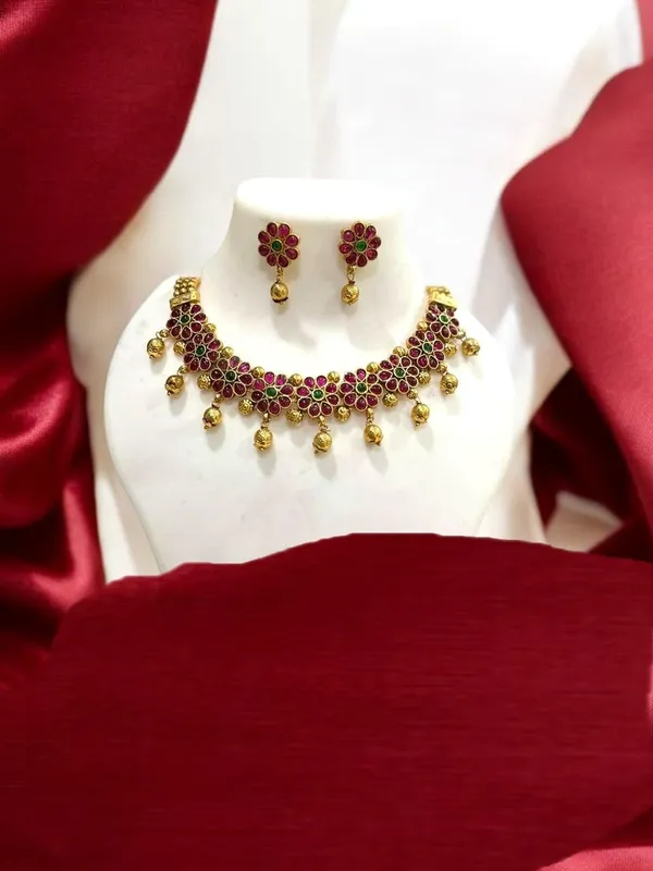 Multicolour_Fashion_Pink_Floral_Choker_Traditional_Jewellery_Set_For_Women