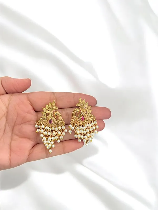 Gold_Tone_Pearl_Beaded_Design_Stud_Earrings_For_Women