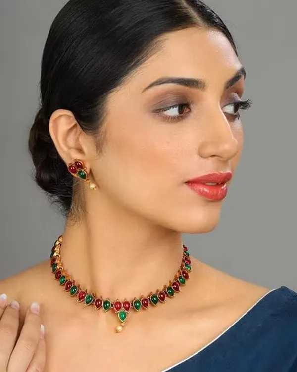 Multicolour_Traditional_Jewellery_Stone_Studded_Gold_Plated_Necklace_And_Stud_Earrings_Set_Ethnic_Fashion_Jewellery_For_Women_And_Girls