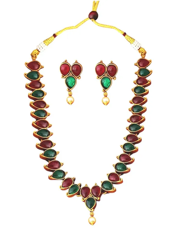 Multicolour_Traditional_Jewellery_Stone_Studded_Gold_Plated_Necklace_And_Stud_Earrings_Set_Ethnic_Fashion_Jewellery_For_Women_And_Girls