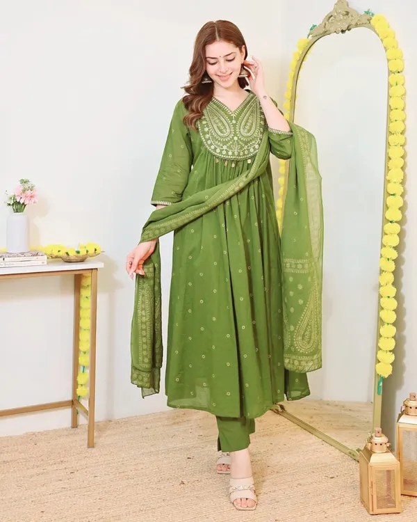 Beautiful_Cotton_Anarkali_Kurti_Pant_Dupatta_Set