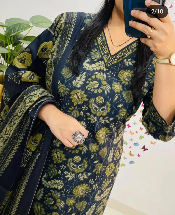Beautiful_Cotton_Kurti_Pant_Dupatta_Set