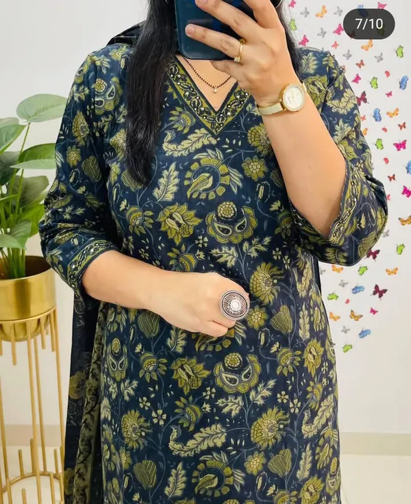 Beautiful_Cotton_Kurti_Pant_Dupatta_Set