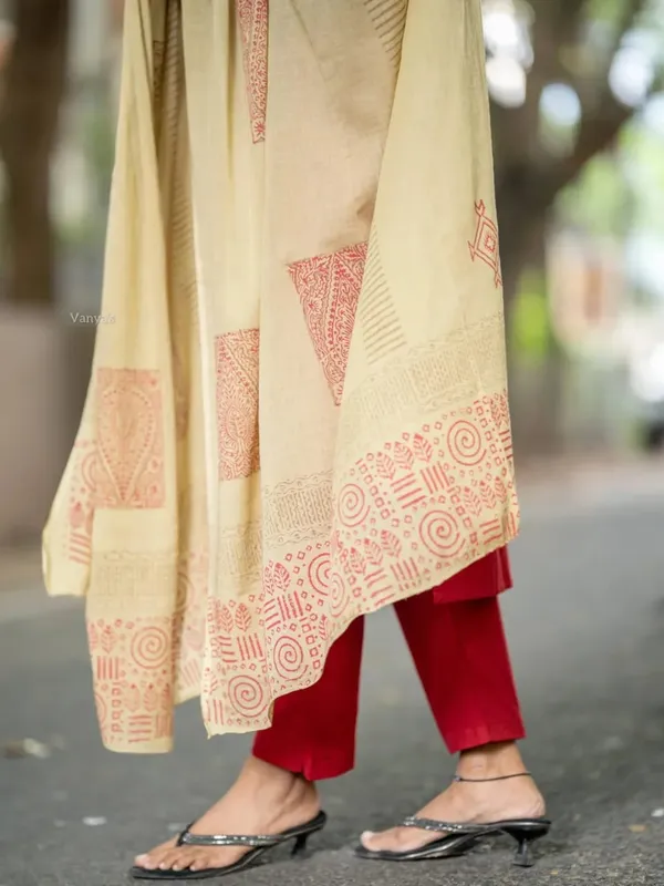 Red_Cotton_Kurti_Pant_Dupatta_Set_For_Women