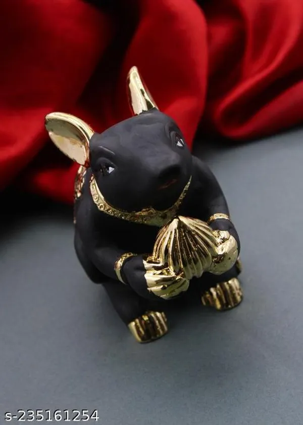 Black_Premium_Alloy_Idols_&_Figurines_Ethnic_Party_Wear_For_Women