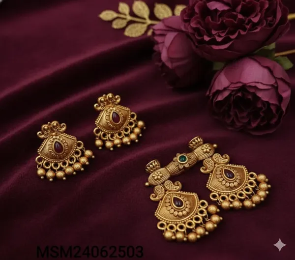Gold_Premium_Alloy_Mangalsutra_Bridal_Wear_For_Women