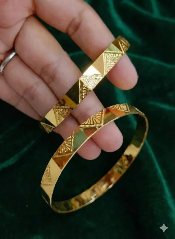 Gold_Premium_Alloy_Bangles_Ethnic_Casual_Wear_For_Women