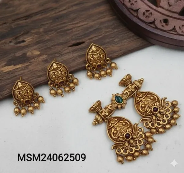 Gold_Premium_Alloy_Mangalsutra_Bridal_Wear_For_Women