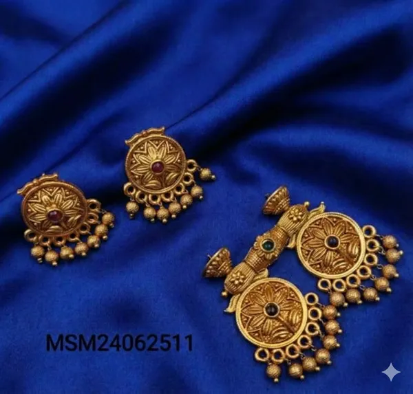 Gold_Premium_Alloy_Mangalsutra_Ethnic_Party_Wear_For_Women