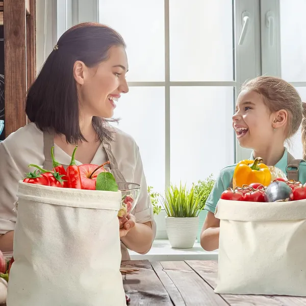 Pack_of_12_100%_Cotton_Reusable_Vegetable_Storage_Bags__|_Fridge_&_Kitchen_Produce_Bags_with_Drawstring_|_Eco-Friendly_Fruit_&_Vegetable_Storage_Bags_(10_x_14_Inches)