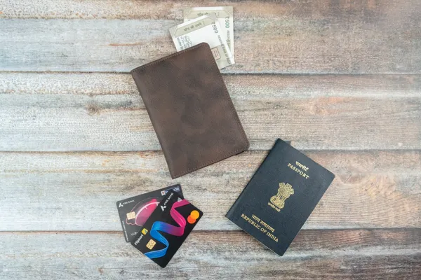 Brown_Casual,_Ethnic,_Evening/Party,_Travel_Artificial_Leather_Document_Holder_(4_Card_Slots)_For_Men_&_Women