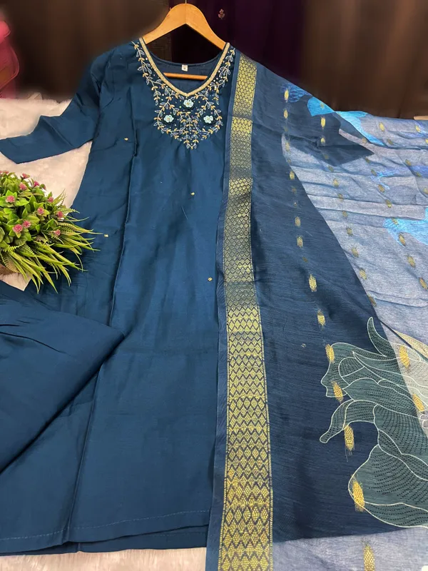 Blue_Silk_Blend_3/4_Sleeve_V_Neck_Kurti_Palazzo_Set_For_Women