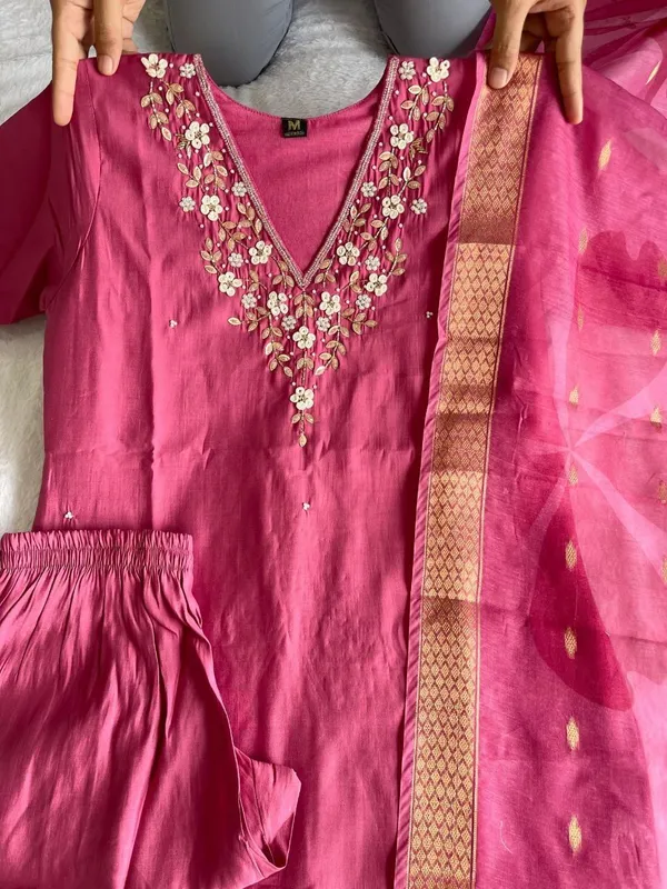 Multicolor_Silk_Blend_3/4_Sleeve_V_Neck_Kurti_Palazzo_Set_For_Women