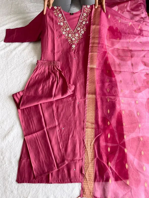 Multicolor_Silk_Blend_3/4_Sleeve_V_Neck_Kurti_Palazzo_Set_For_Women