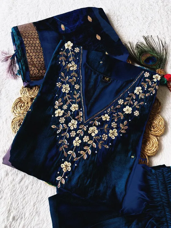 Navy_Blue_Silk_Blend_3/4_Sleeve_V_Neck_Kurti_Palazzo_Set_For_Women