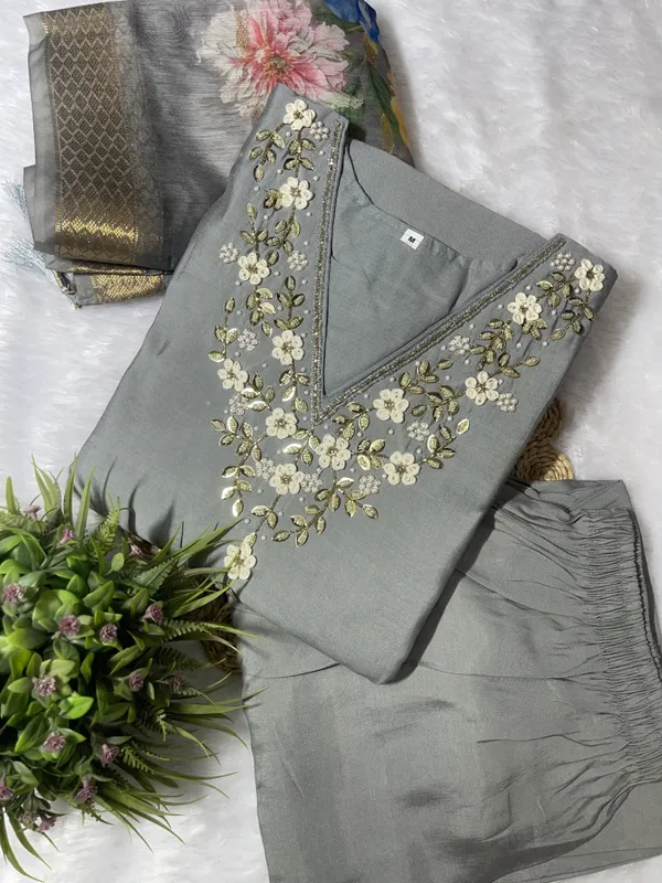 Grey_Silk_Blend_3/4_Sleeve_V_Neck_Kurti_Palazzo_Set_For_Women