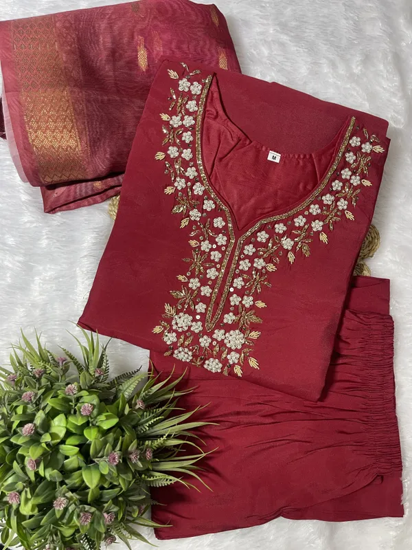 Maroon_Silk_Blend_3/4_Sleeve_V_Neck_Kurti_Palazzo_Set_For_Women