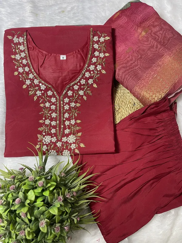 Maroon_Silk_Blend_3/4_Sleeve_V_Neck_Kurti_Palazzo_Set_For_Women