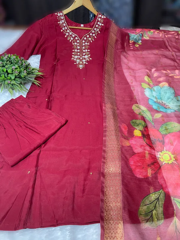 Maroon_Silk_Blend_3/4_Sleeve_V_Neck_Kurti_Palazzo_Set_For_Women