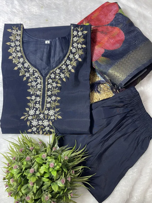 Navy_Blue_Silk_Blend_3/4_Sleeve_V_Neck_Kurti_Palazzo_Set_For_Women