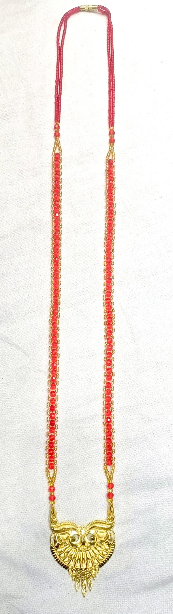 Red_Premium_Tyre_Design_Black_Beads_Alloy_Mangalsutra_For_Women