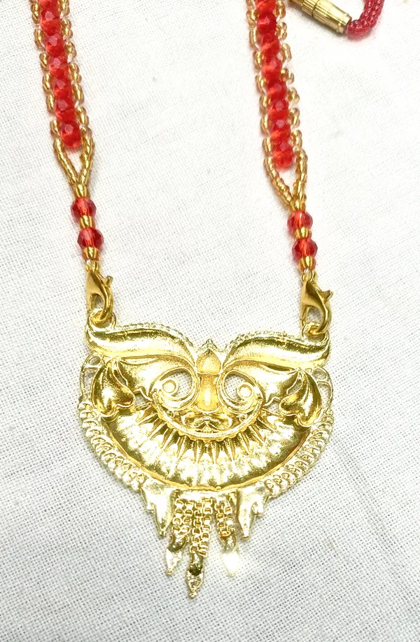 Red_Premium_Tyre_Design_Black_Beads_Alloy_Mangalsutra_For_Women