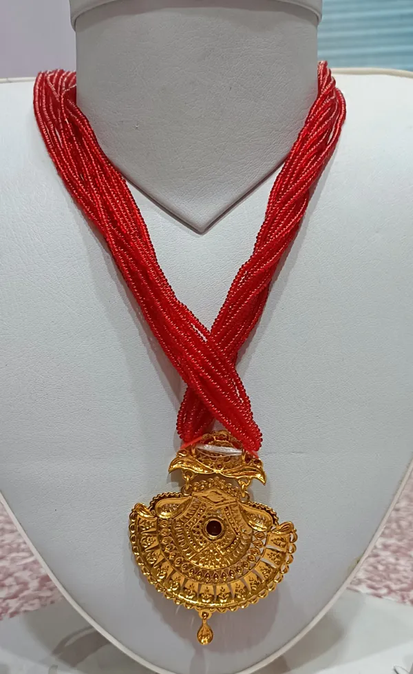 Red_Premium_Rj-57_Seed_Beads_Alloy_Necklace_For_Women