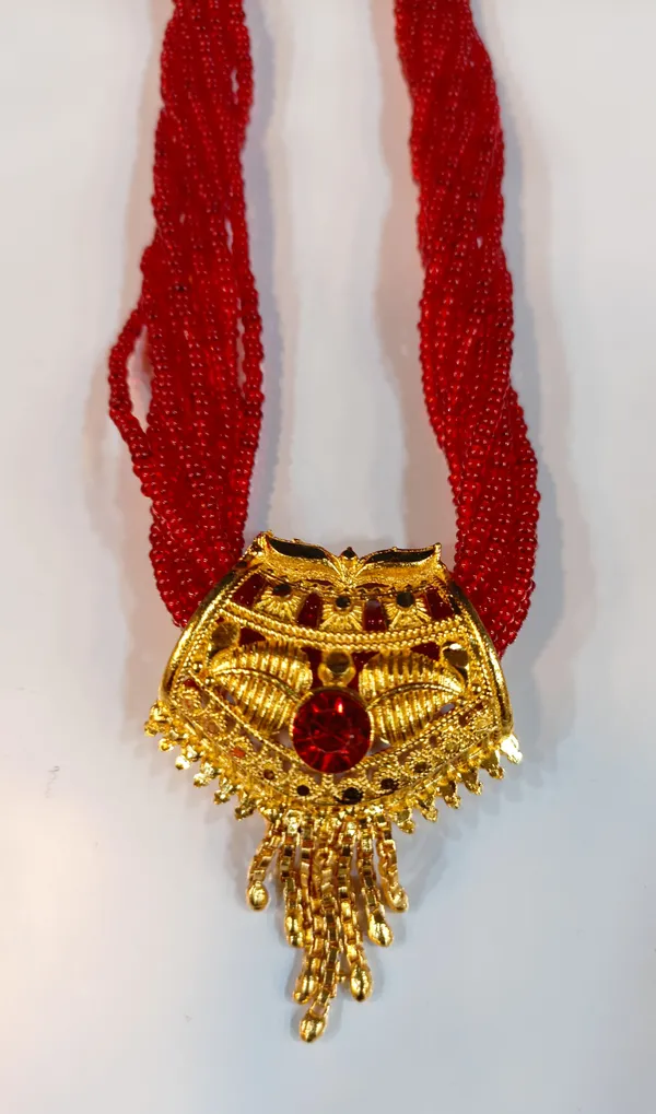 Red_Premium_Trendy_Drop_Alloy_Necklace_For_Women