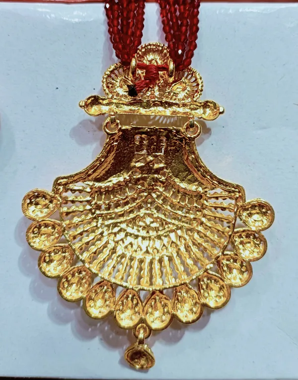 Red_Premium_Traditional_Hydro_Temple_Alloy_Pendent_For_Women