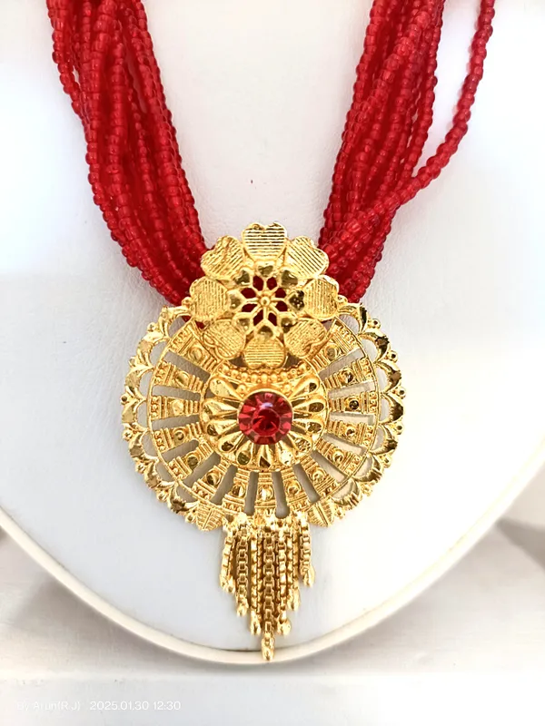 Red_Premium_Rj-9_Round_Drop_Alloy_Pendent_For_Women