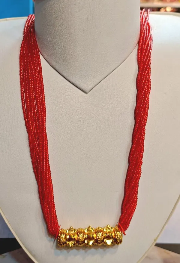 Red_Premium_Four_Layer_Drum_Alloy_Necklace_For_Women