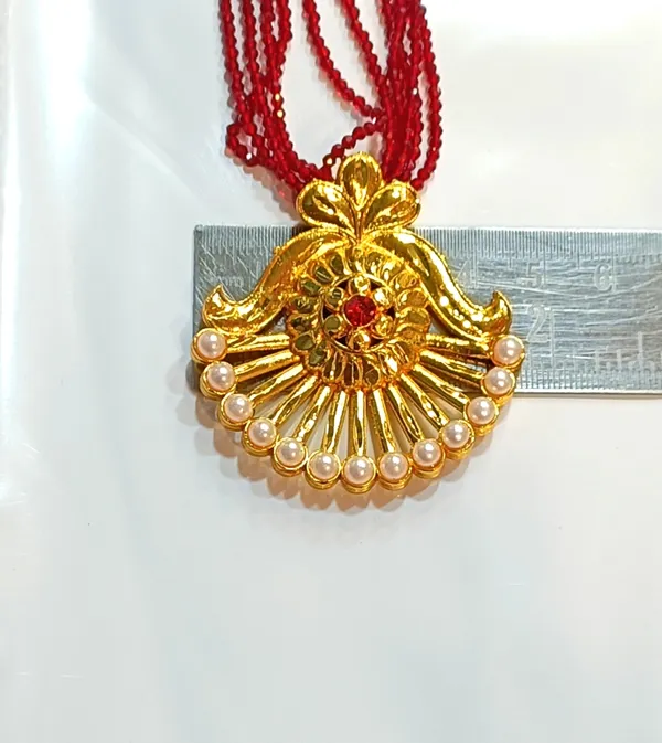 Maroon_Premium_Pearl_Hydro_Alloy_Necklace_For_Women