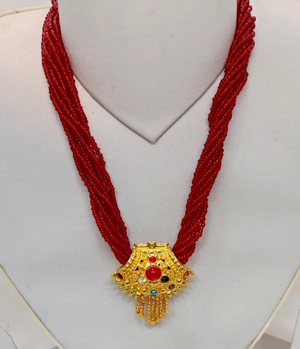 Red_Premium_Navratan_Gemstone_Alloy_Necklace_For_Women