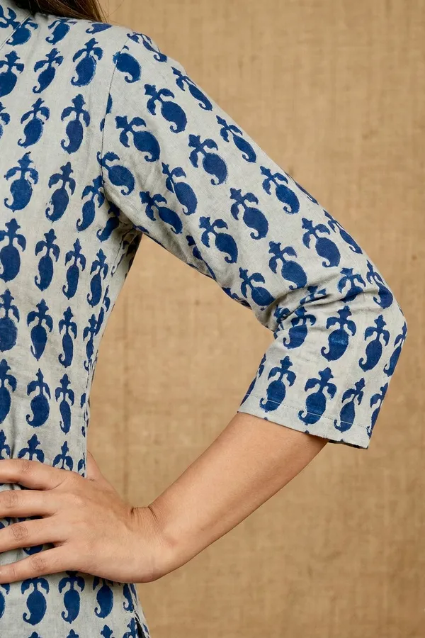 Indigo_Floral_Printed_Cotton_Short_Top_For_Women