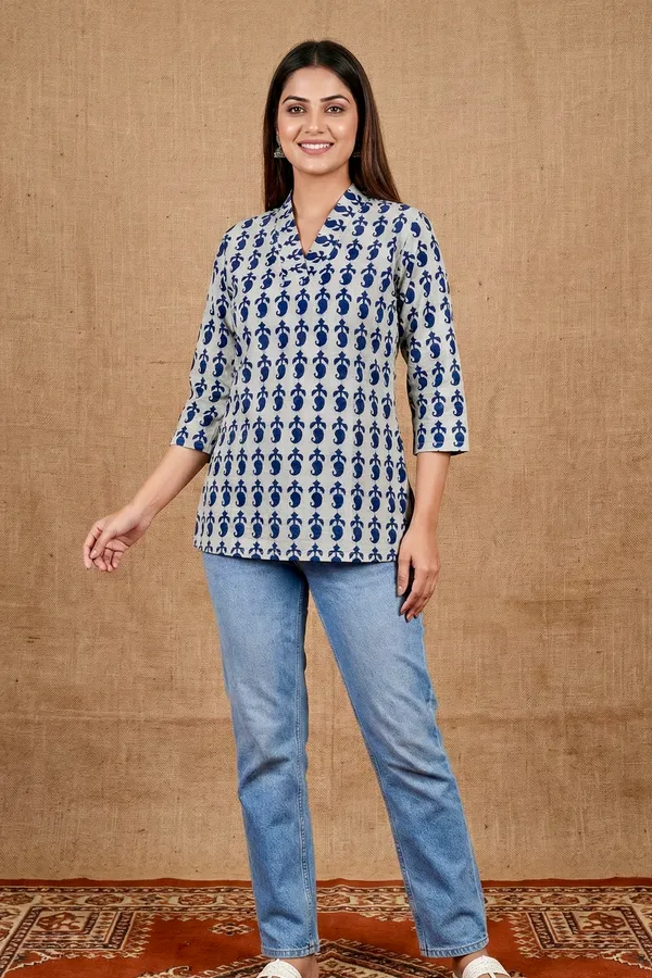 Indigo_Floral_Printed_Cotton_Short_Top_For_Women