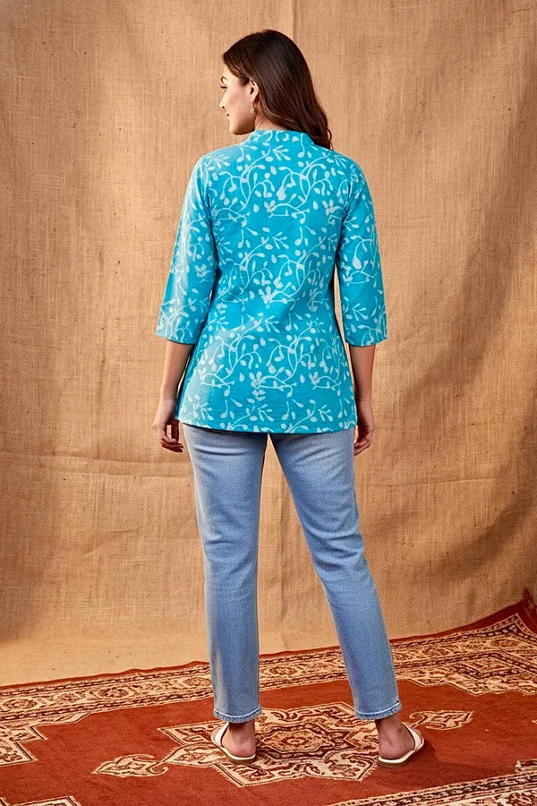 Turquoise_Blue_Printed_Cotton_Short_Top_For_Women
