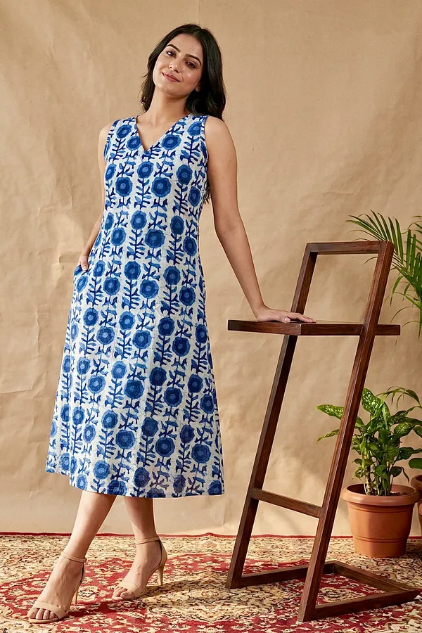 Indigo_Floral_Printed_Cotton_A-Line_One_Piece_Dress_For_Women