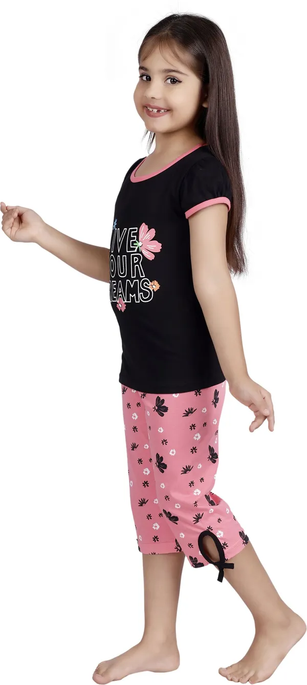 Black_Cotton_Printed_Half_Sleeve_Casual_Top_For_Girls