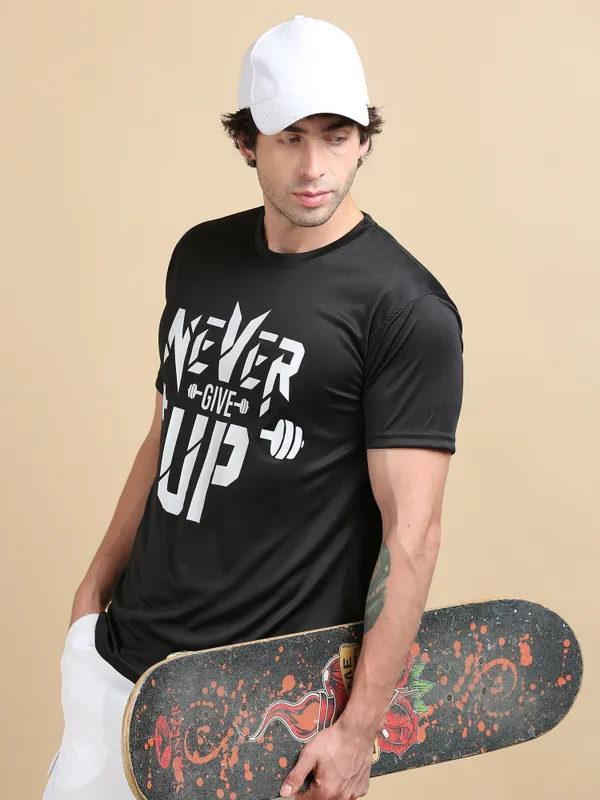 Black_Iron_Resolve__Athleisure_Round_Neck_T-Shirt