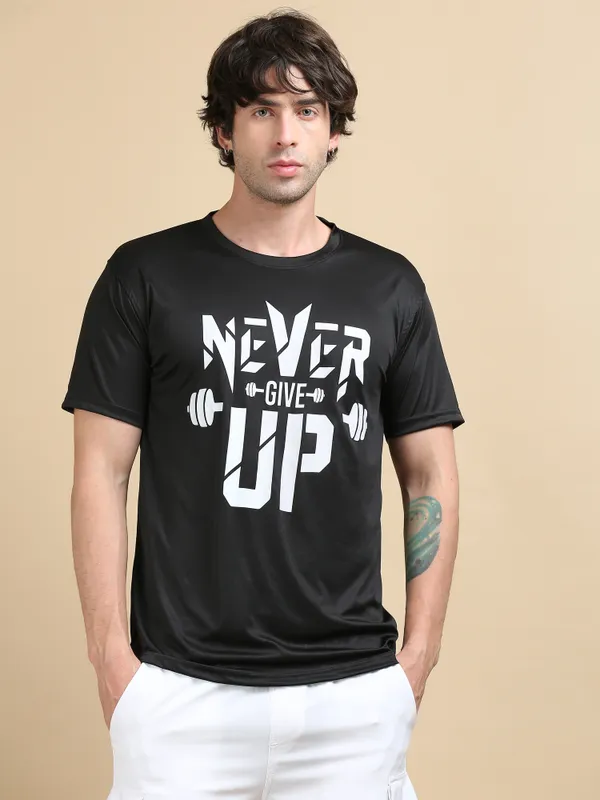 Black_Iron_Resolve__Athleisure_Round_Neck_T-Shirt