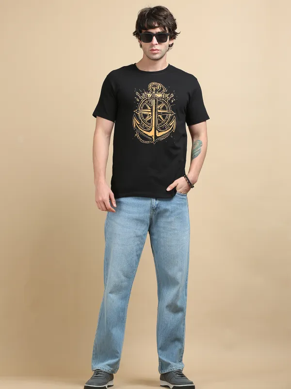 Black_Anchored_Compass__Cotton_Round_Neck_T-Shirt