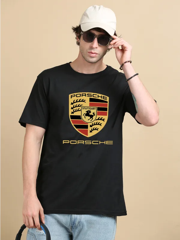 Heritage_Crest__Black_Luxury_Graphic_Tee
