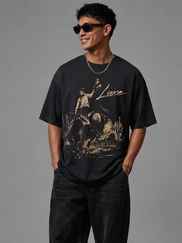 Luxe_Midnight_Rider_Oversized_T-Shirt