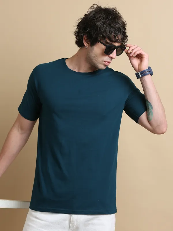 Teal_Blue_Essential_Cotton_Regular_Fit_Round_Neck_Tshirt