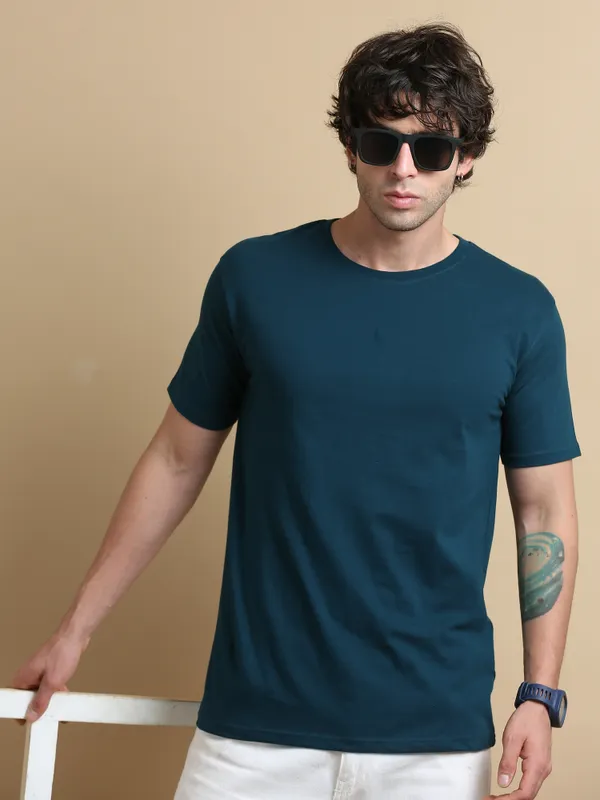 Teal_Blue_Essential_Cotton_Regular_Fit_Round_Neck_Tshirt