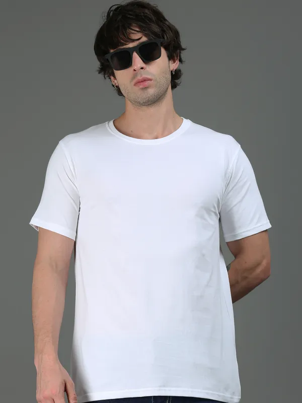 White_Cotton_Regular_Fit_Round_Neck_Tshirt